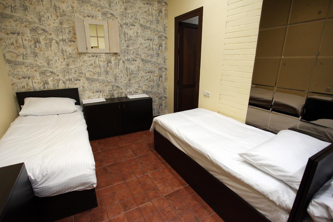 Yerevan Inn Hostel Екстер'єр фото