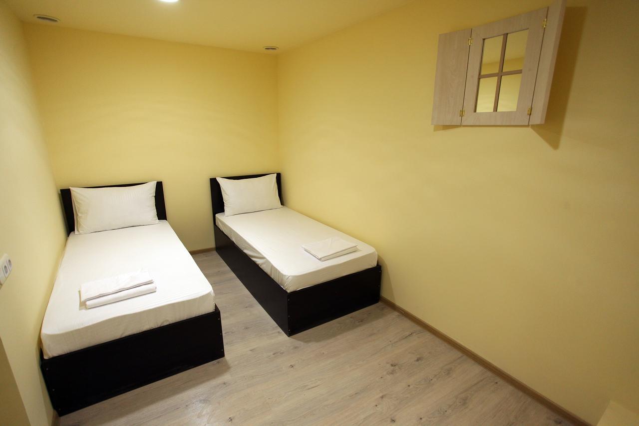 Yerevan Inn Hostel Екстер'єр фото
