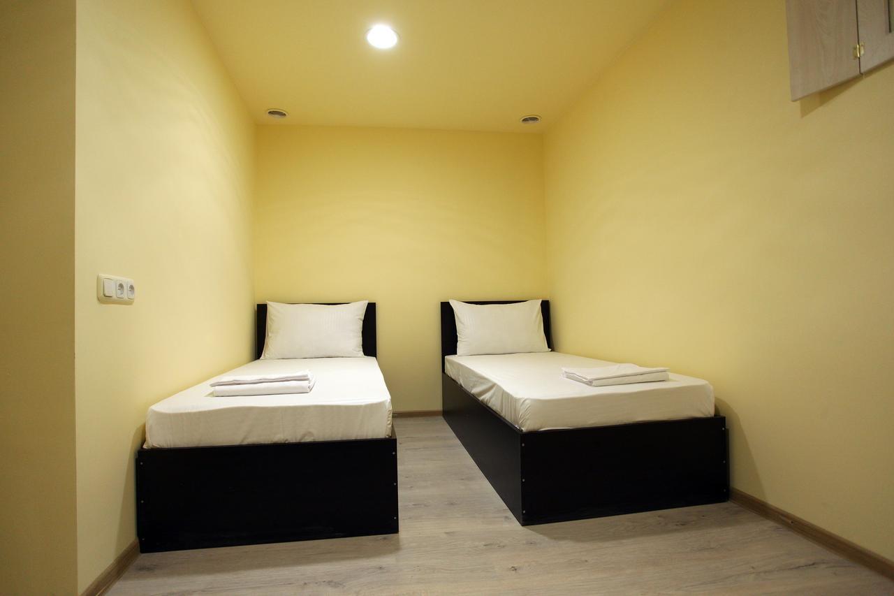 Yerevan Inn Hostel Екстер'єр фото