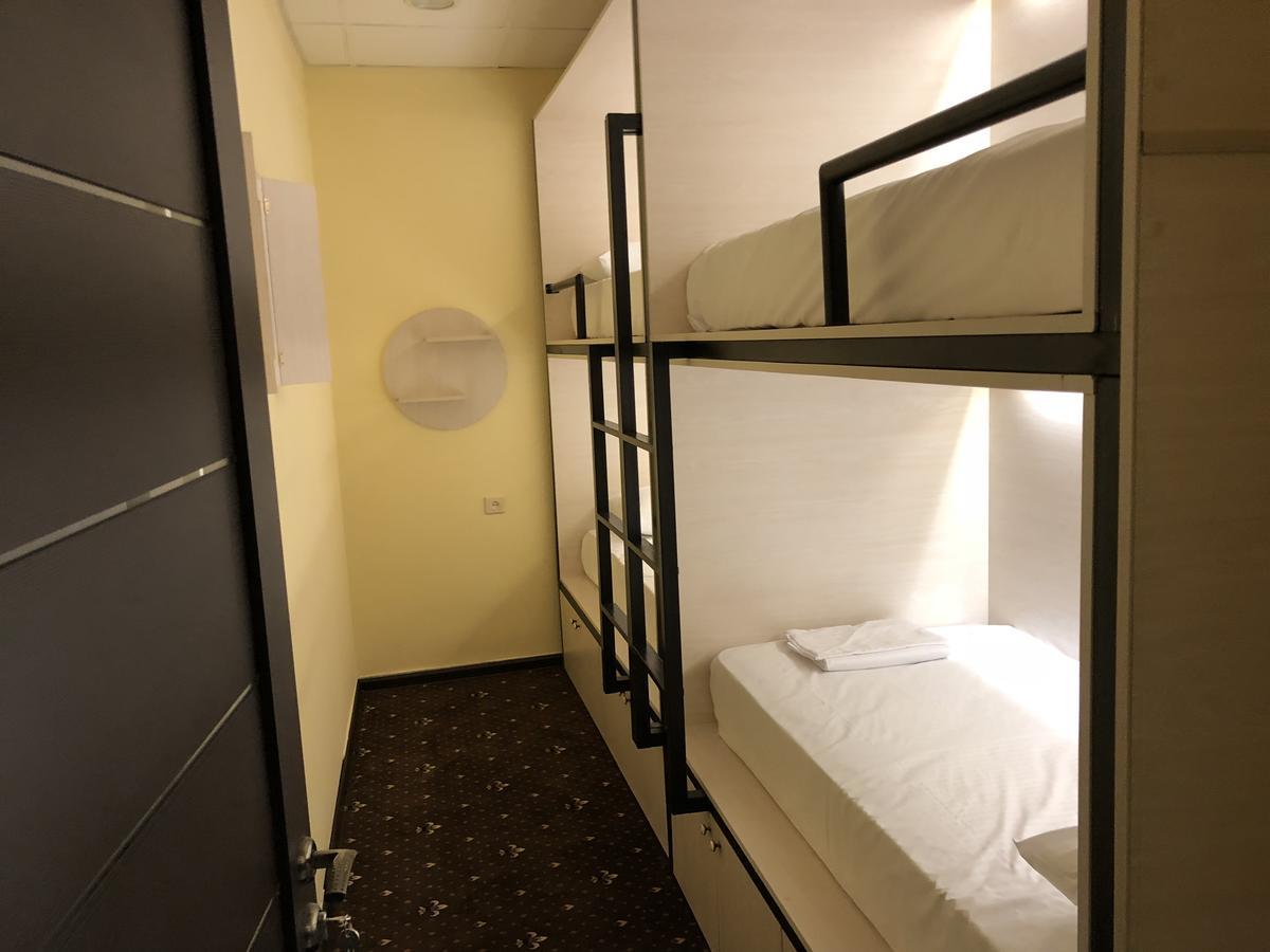 Yerevan Inn Hostel Екстер'єр фото