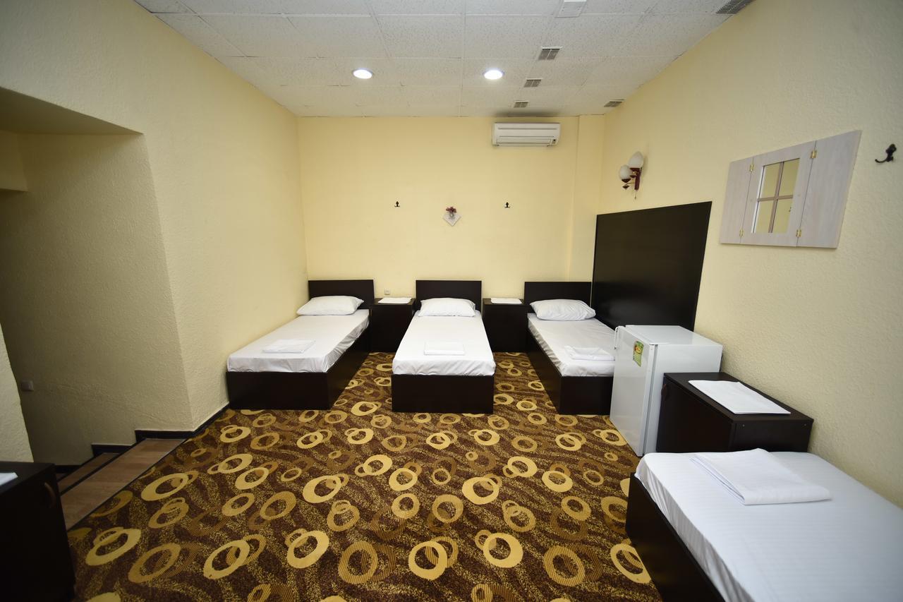 Yerevan Inn Hostel Екстер'єр фото