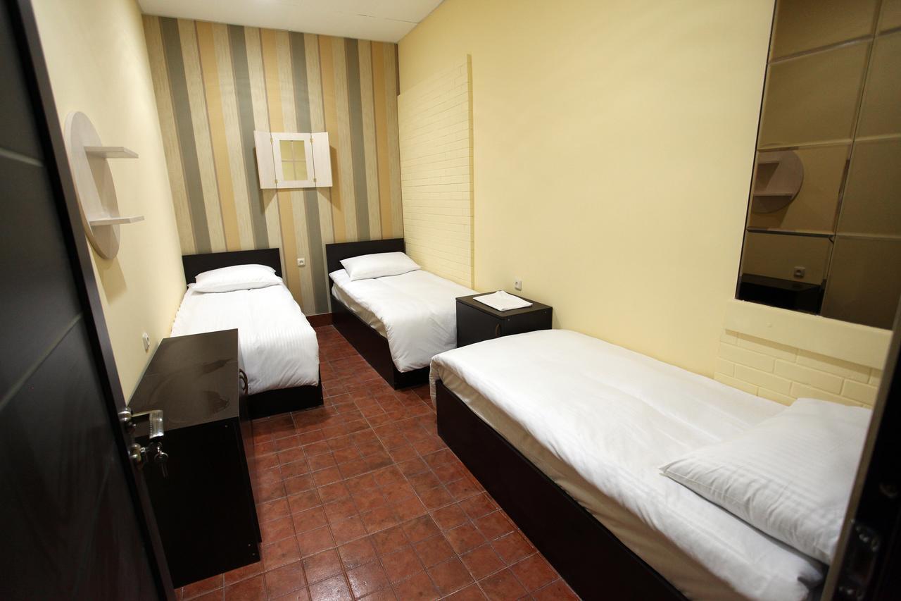 Yerevan Inn Hostel Екстер'єр фото