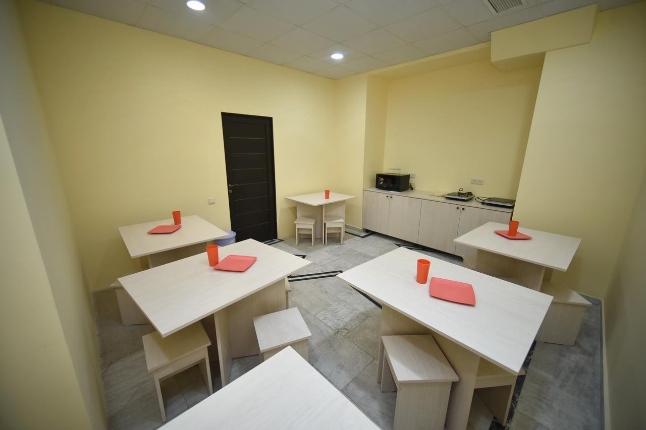 Yerevan Inn Hostel Екстер'єр фото